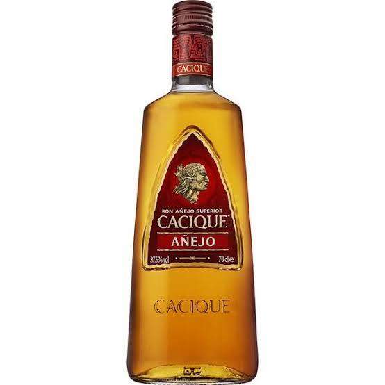 Alcohol Ron Cacique